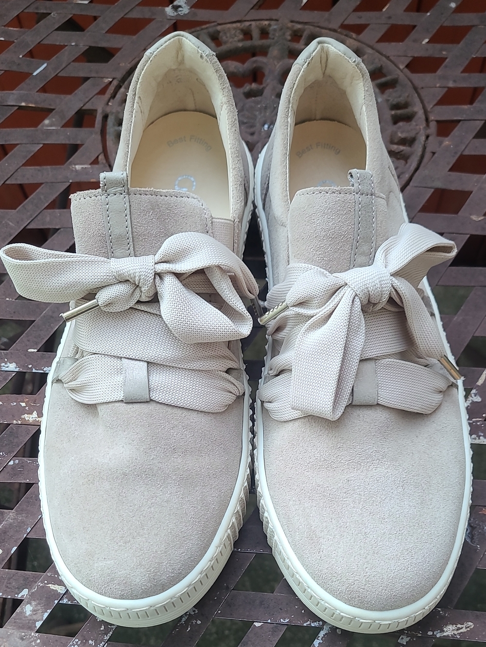 Gabor "Sky way" Women's Stylish Fashion Taupe Beige Suede Bow Sneakers  Size 9